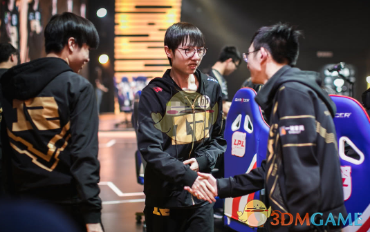 《LOL》IG和RNG确认原阵容征战德杯